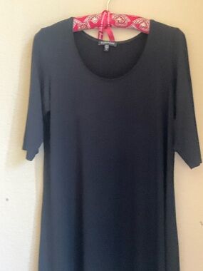 Eileen Fisher Black Women’s Scoop Neck Tunic Top